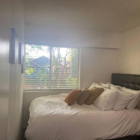 4 Bedroom Upper Level Kits Home Vancouver Luaran gambar