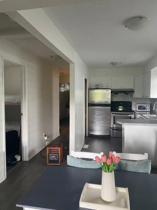 4 Bedroom Upper Level Kits Home Vancouver Luaran gambar