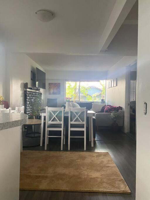 4 Bedroom Upper Level Kits Home Vancouver Luaran gambar