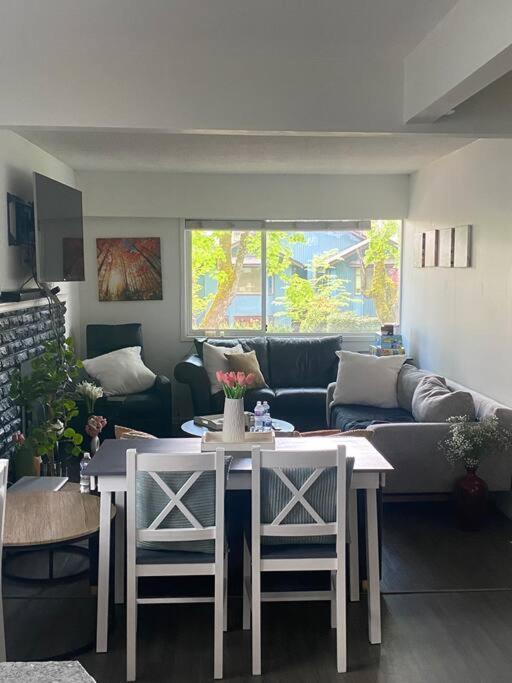4 Bedroom Upper Level Kits Home Vancouver Luaran gambar