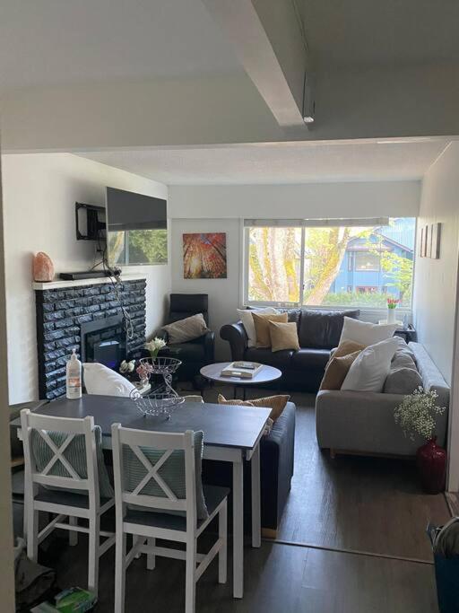 4 Bedroom Upper Level Kits Home Vancouver Luaran gambar