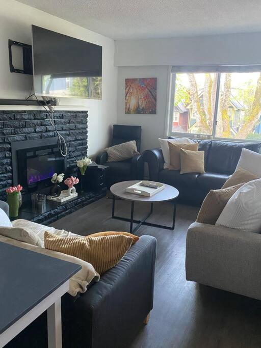 4 Bedroom Upper Level Kits Home Vancouver Luaran gambar
